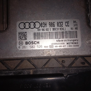 Блок управления двс Audi Q7 4LB BHK '2007-2010 3.6 FSI 6AT EU4 0261S02526 03H906032CE