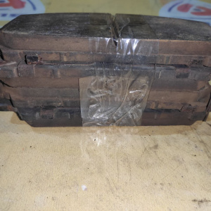 Колодки тормозные Infiniti/Nissan QX56/QX80#Armada Z62/TA60 ОСТАТОК 70-80% F D1060-1LA1A