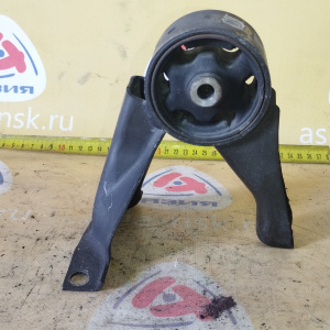 Подушка двигателя Mitsubishi 4G63T Airtrek CU2W/CU4W 4WD зад. ДЕФЕКТ R MR995086