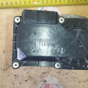 Заслонка дроссельная Toyota 3UR Tundra/Sequoia USK56/USK65 22030-0S010