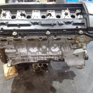 Двигатель BMW X5 M54B30/306S3-26599689 4WD 3.0i FA52 БЕЗ НАВЕСНОГО E53 '2000