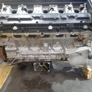 Двигатель BMW X5 M54B30/306S3-36419642 4WD 3.0i FA52 БЕЗ НАВЕСНОГО E53 '2000