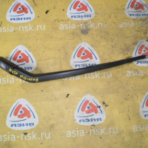 Держатель дворника Toyota Corolla Rumion NZE151 R