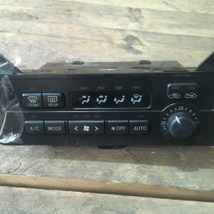 Климат-контроль TOYOTA SXN10 Nadia '1998 дефект 455920-4010  455912-4020