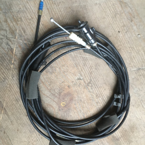 Тросик топливного бака Honda Accord/Torneo CF4 +трос багажника дефект