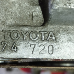 Заслонка дроссельная Toyota 4S-FE Camry/Vista SV30 '1991- 22210-74720 a/t трамбл 4 болта OLD  ДЕФЕКТ ДАТЧИКА