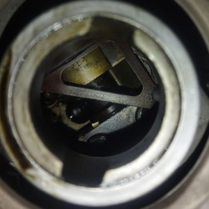 Двигатель Mitsubishi 4G64-AK3314 4WD БЕЗ КОНДЕРА  ПРОБЕГ 78т.км GDI Grandis N84W ТНВД MD 351018