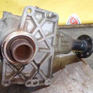 Раздатка Kia D4HB Sorento XM/LM '2011 4WD 6AT (дефект шлицев) 473003B200
