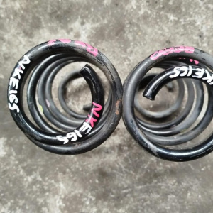 Пружина Toyota NKE165 Corolla Fielder R