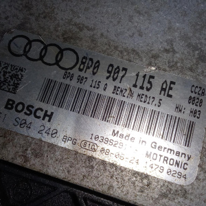 Блок управления двс Audi TT 8J3 CCZA '2008 2.0 TSI 4WD DSG-6 0261S04240 8J0907115AE