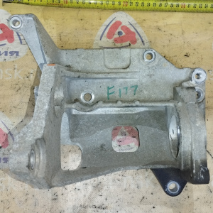 Кронштейн привода Nissan MR20 Dualis/Qashqai/X-Trail J10/T31 4WD m/t ( 4 ) 32010JG20C