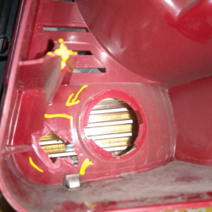 Стоп Hyundai Sonata EF/DA '2001-2013 L (трещины на стекле, скол на корпусе, сломано одно крепление) 92401-3D0