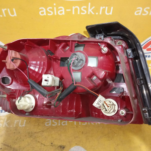 Стоп Hyundai Sonata EF/DA '2001-2013 R (дефект краски в поворотнике) 92402-3D000
