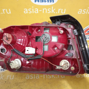 Стоп Hyundai Sonata EF/DA '2001-2013 R (дефект краски в поворотнике) 92402-3D000