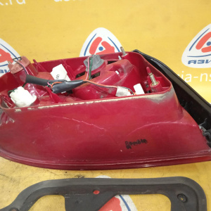 Стоп Hyundai Sonata EF/DA '2001-2013 R (дефект краски в поворотнике) 92402-3D000