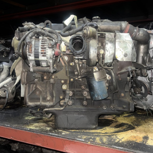 Двигатель Nissan TD27-080620A ЭЛЕКТРОННОЕ ТНВД , БЕЗ КОНДЕРА Caravan/Homy E24 TURBO