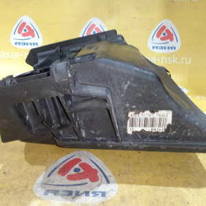 Резонатор воздушного фильтра Renault Kangoo KC K4M753 Резонатор верхний в 8200083346
