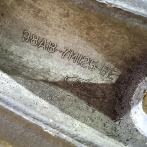 Кронштейн опоры двигателя Ford FYDA/FYDB Focus 1 CAK 1.6L акпп 4F27E L 98AB-7M125-BE