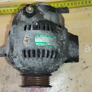 Генератор Toyota 4A/5A Corolla/Sprinter Carib/Corona/Carina AE90/AE95/AT170/AT175 OLD 3 конт. круглый разъём ( S/IG/L ) 12V 70A 27060-16170/100211-705