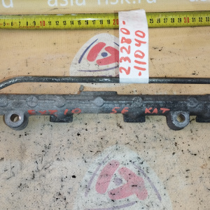 Топливная рейка Toyota 4E-FE/5E-FE Raum EXZ10 + 2 клапана 23280-11040 + 23270-73010