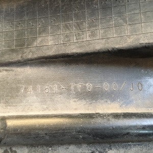 Подкрылок HONDA Fit GP1 перед, лев дефект 74151-TF0-00/J0