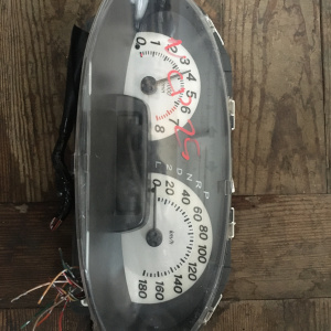 Панель приборов TOYOTA Funcargo NCP20 дефект корпуса 83800-5C530