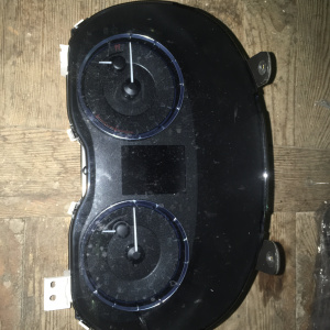 Панель приборов Subaru Levorg VM4 '2000-2002 дефект крепления 85001-VA080