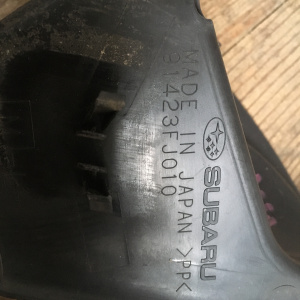 Уголок жабо Subaru Levorg VM4 L 91423-FJ010