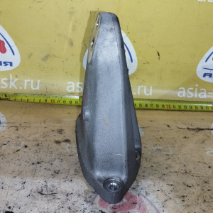 Крепление подушки ДВС Toyota 1G-FE Mark II GX100 4WD BEAMS перед, прав 12311-70140
