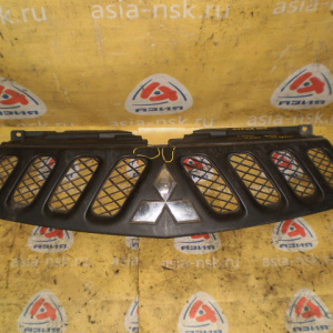 Решетка радиатора Mitsubishi L200 KA9T '2006-2010 Дефект 7450A005