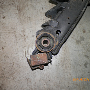 Балка Nissan TNU30 Presage/Bassara '08.2001- R 4WD Под чугунный редуктор