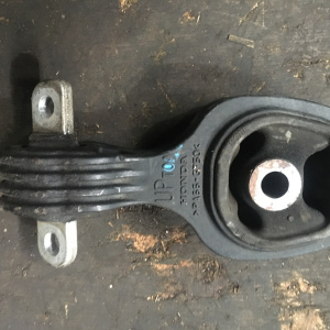 Подушка двигателя Honda K24A/R20A CR-V RM1/RM4