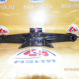 Домкрат Subaru Levorg VM4 900 кг.