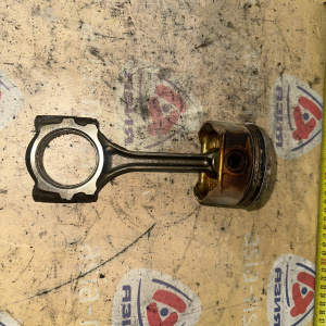 Поршень с шатуном Honda D17Z1/D17A Civic/Stream НЕ VTEC PLM