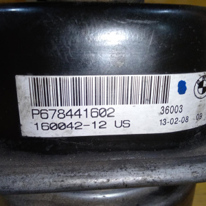 Подушка двигателя BMW M57N2/N57 X5 E70/E71 '2008 дефект 22116784416, 22116795417