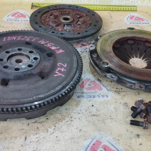 Маховик Mitsubishi 6G72/Y722D Diamante/Sigma F07W 2WD m/t ДЕФЕКТ + корзину KF5M332SNQJ ( диаметр диска 225 мм. ) ( 722W K1D ) MD159877