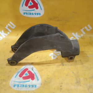 Опора стойки BMW E70 X5 M57N2 '2008 перед, прав 31126775086