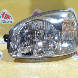 Фара Hyundai Santa Fe SM/BB '2000- лев 101-1199 фишка 3 конт. квадр. (треснуто крепление) 9210126XXX