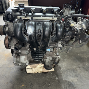Двигатель Mazda L8DE-10200649 ЩУП В ГБЦ Mazda6