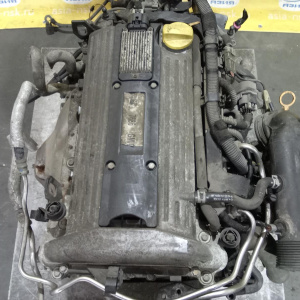 Двигатель Opel Zafira A L61/Z22SE-11083248 2.2L 16V F75/XM220 '2002