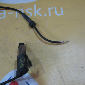 Датчик ABS Nissan Sunny/Bluebird Sylphy B15/G10 зад, прав 2WD .Резаный. 2000г.