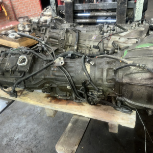 АКПП Toyota 3RZ 3040LE 350003D580 4WD 3 конт. без датчика Hilux Surf RZN185