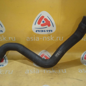 Патрубок радиатора Ford Focus 2 CAP QQDA/QQDB перед, лев верх 1.8L Duratec He 3M5H-8260-EH