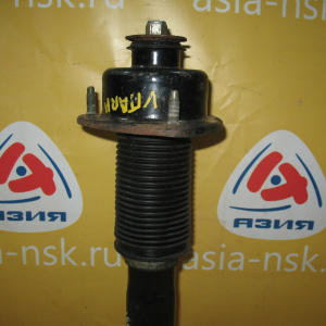 Стойка SUZUKI/Chevrolet TD52W, TD02W, TD32W, TD62W Escudo#Tracker перед, прав 1998-2000г . верхняя опора своя.