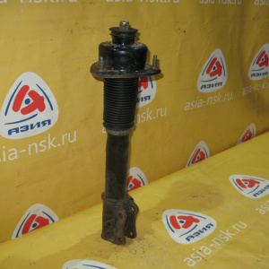 Стойка SUZUKI/Chevrolet TD52W, TD02W, TD32W, TD62W Escudo#Tracker перед, лев 1998-2000г . верхняя опора своя.