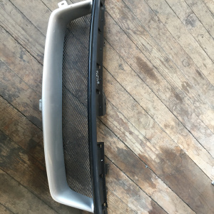 Решетка радиатора Toyota Blade ZRE152