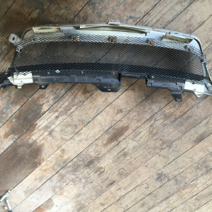 Решетка радиатора Toyota Blade ZRE152