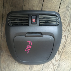 Бардачок Nissan 68260-4M400 Sunny FB15 в верхний