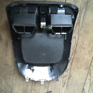 Бардачок Nissan 68260-4M400 Sunny FB15 в верхний