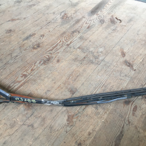 Держатель дворника Toyota Vista Ardeo SV50 F пара